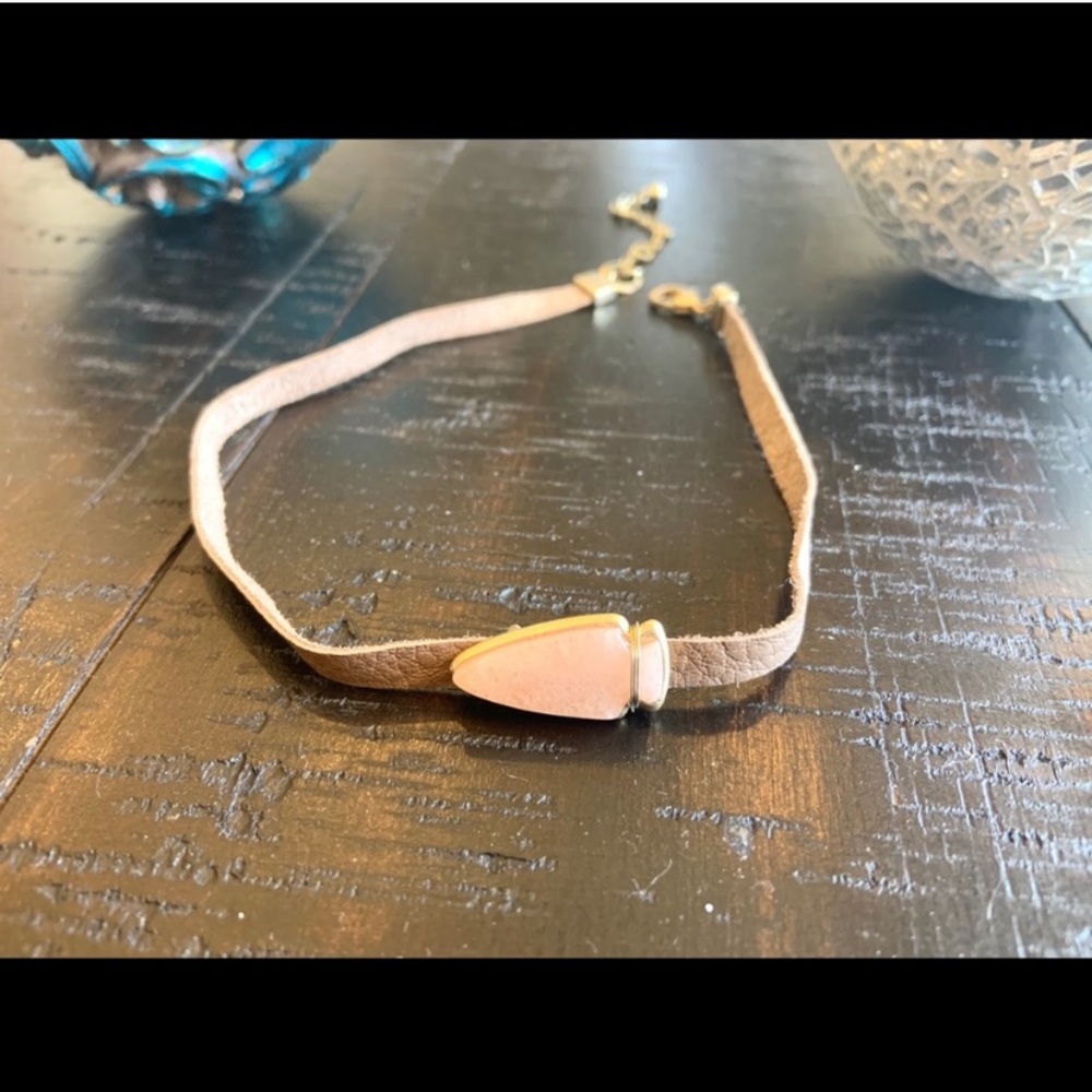 Arrowhead Choker Necklace